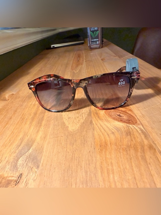 I AM Accessories - Tortoiseshell Women's Sunglasses
